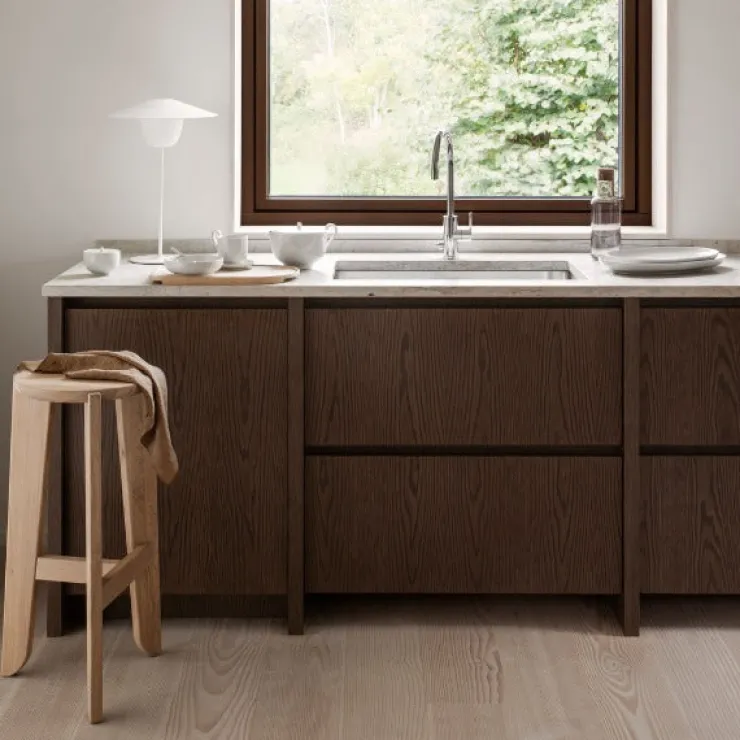 Hot Blomus ELI Oak Bar Stool