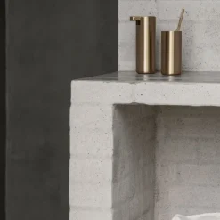 Hot Blomus MODO Bathroom Tumbler - Metallic Finish