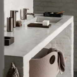 Hot Blomus MODO Bathroom Tumbler - Metallic Finish
